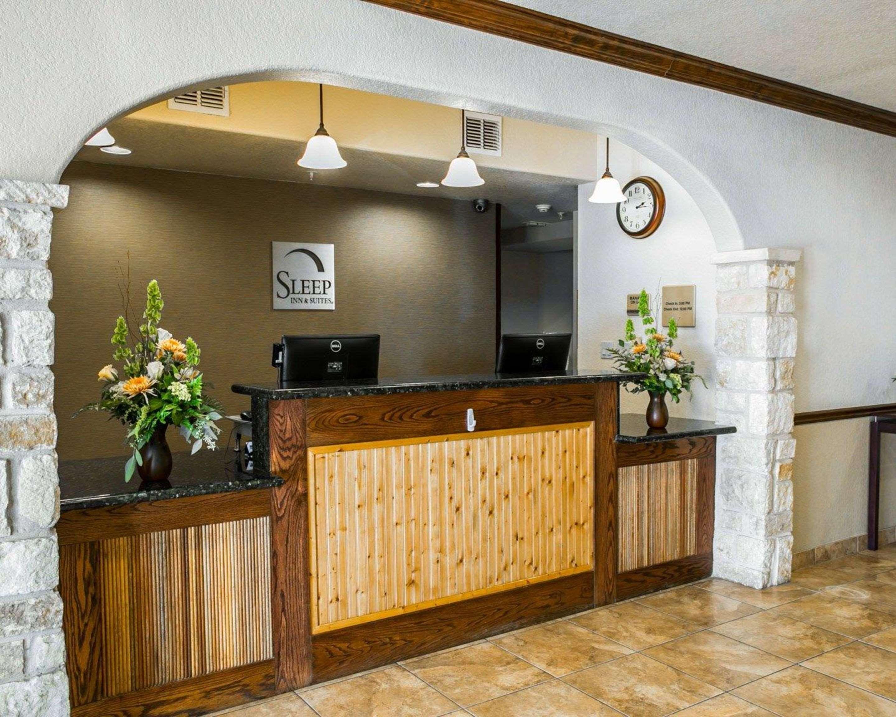 Sleep Inn & Suites Gonzales Near Palmetto State Park Buitenkant foto